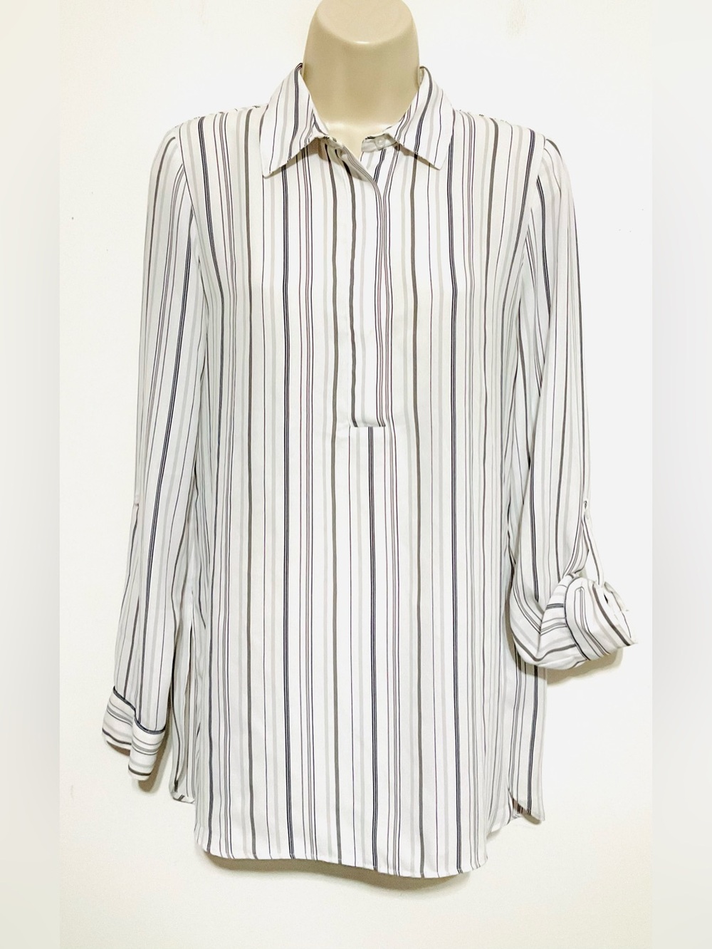 WHBM career blouse white gray stripe